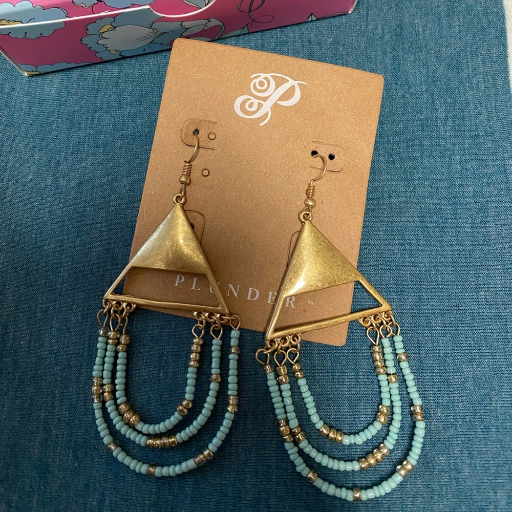 Plunder earring